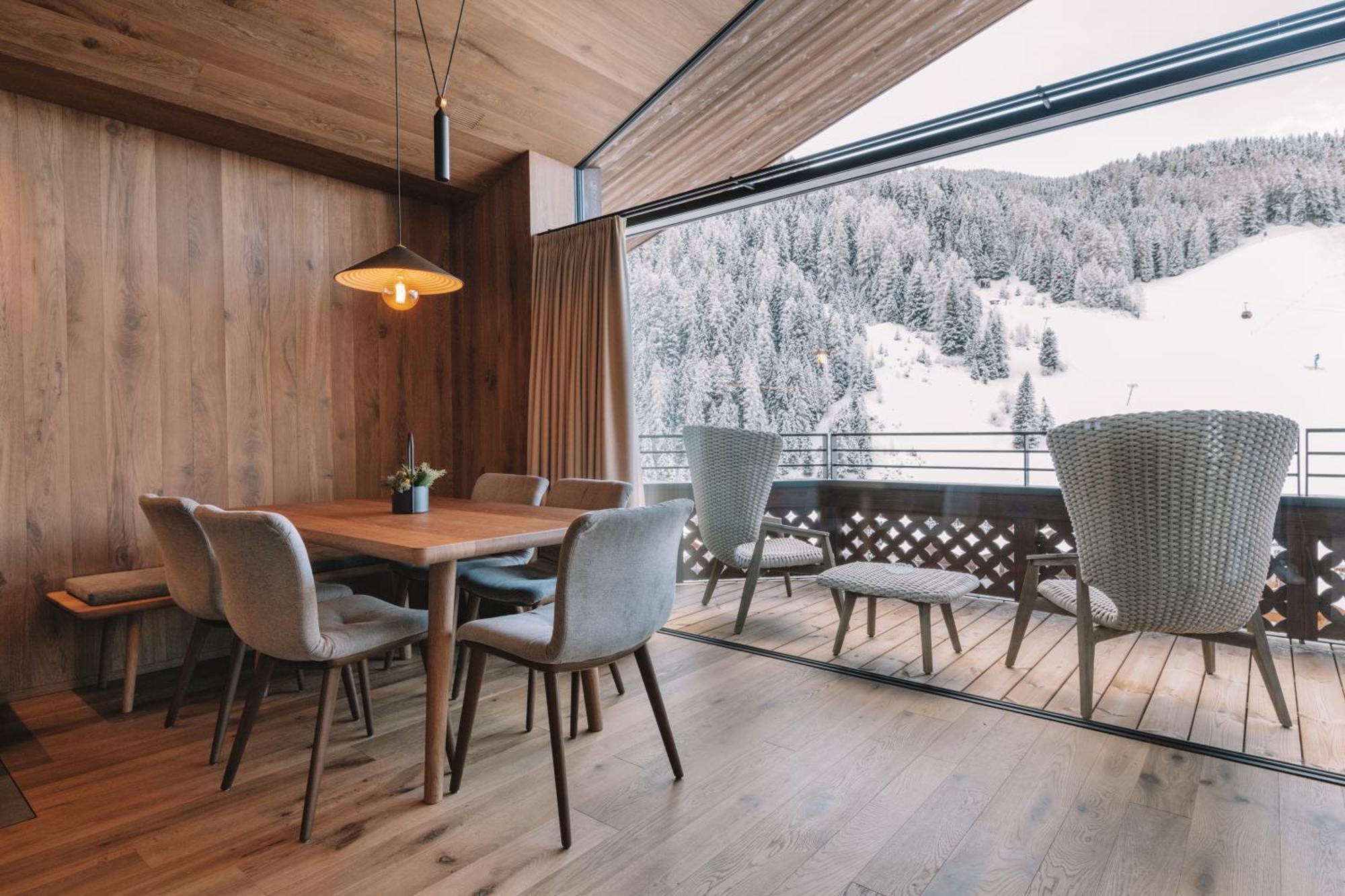 Residence Chalet L'Salvan Selva di Val Gardena Exterior foto